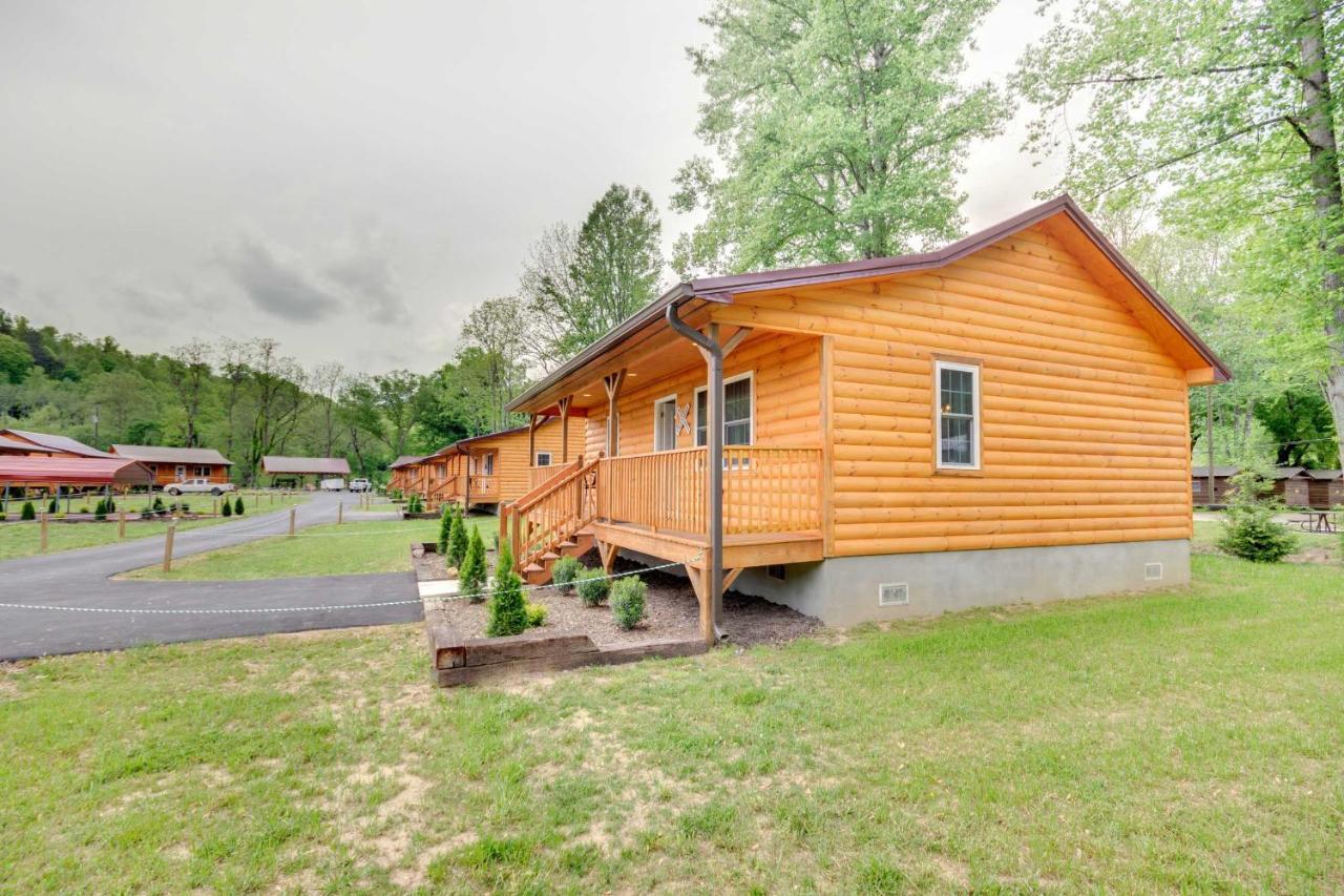 Cozy Bryson City Cabin 5 Miles To Downtown! Exterior photo